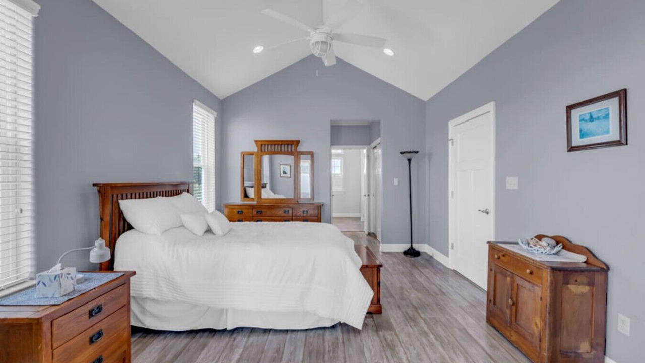 Photo of Bedroom in Ocean Springs