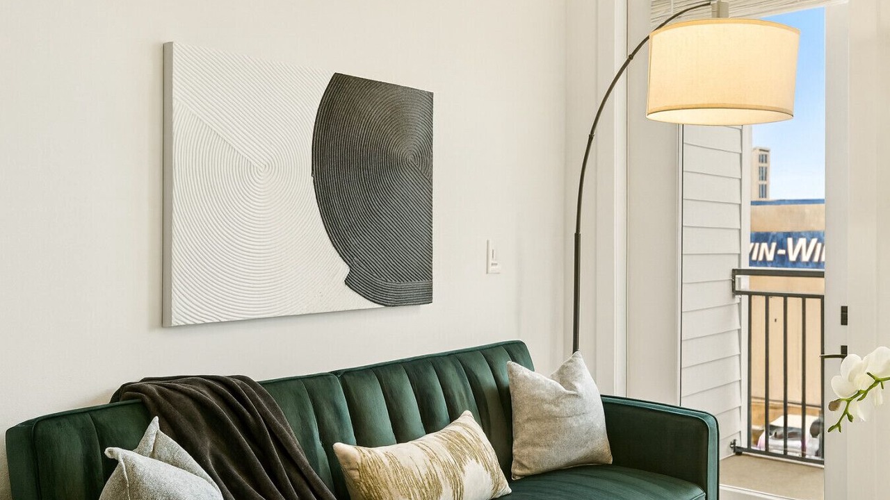 Photo of Livingroom in Five Points South