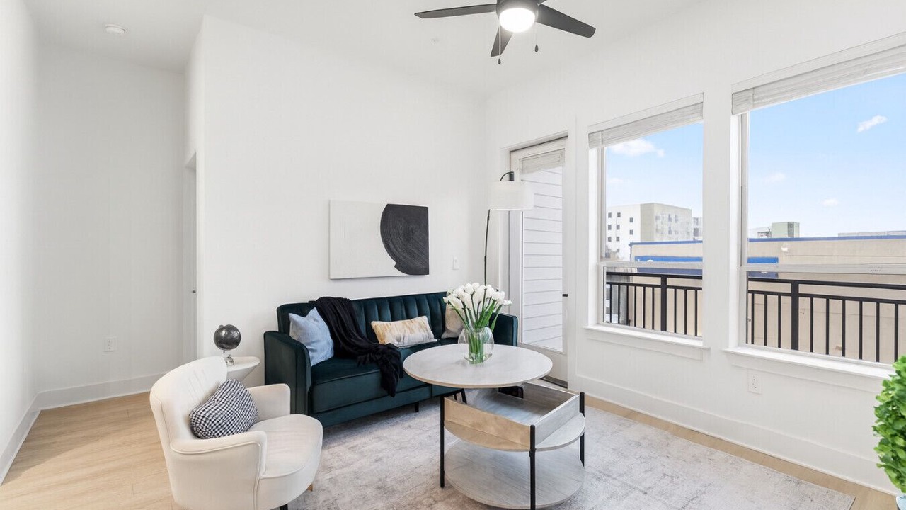Photo of Livingroom in Five Points South
