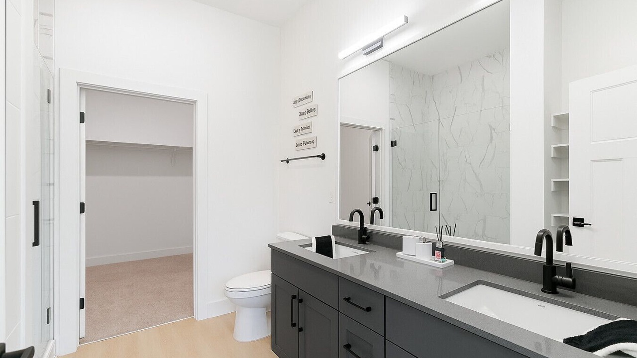 Photo of Bathroom in Five Points South