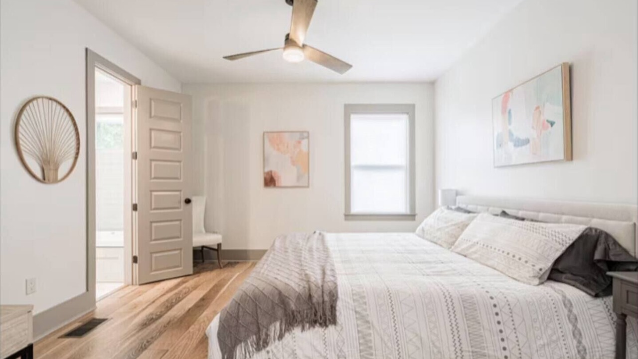 Photo of Bedroom in Mid-City