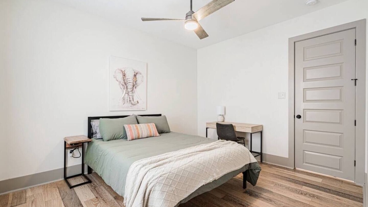 Photo of Bedroom in Mid-City