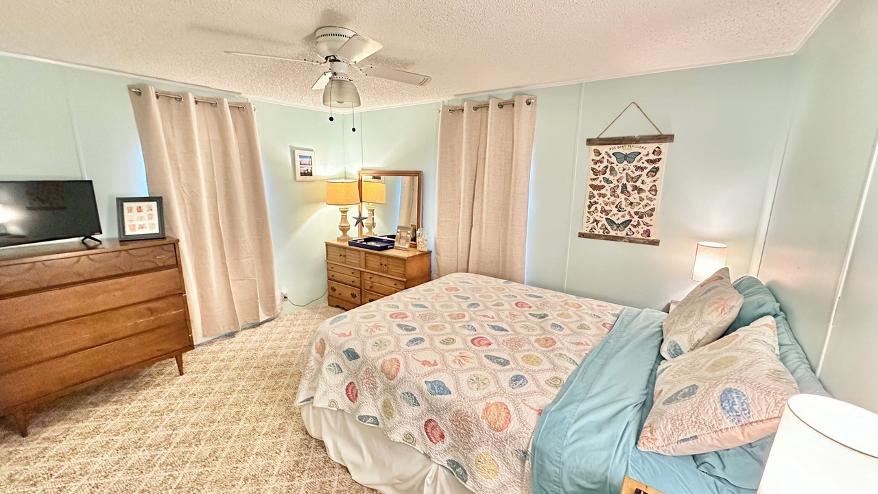 Photo of Bedroom in Mexico Beach