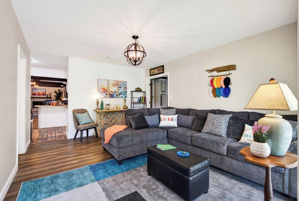 Photo of Livingroom in Long Beach