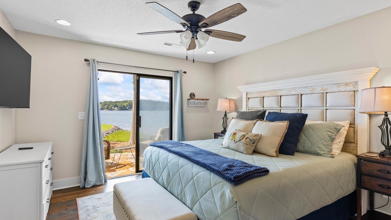 Photo of Bedroom in Dadeville