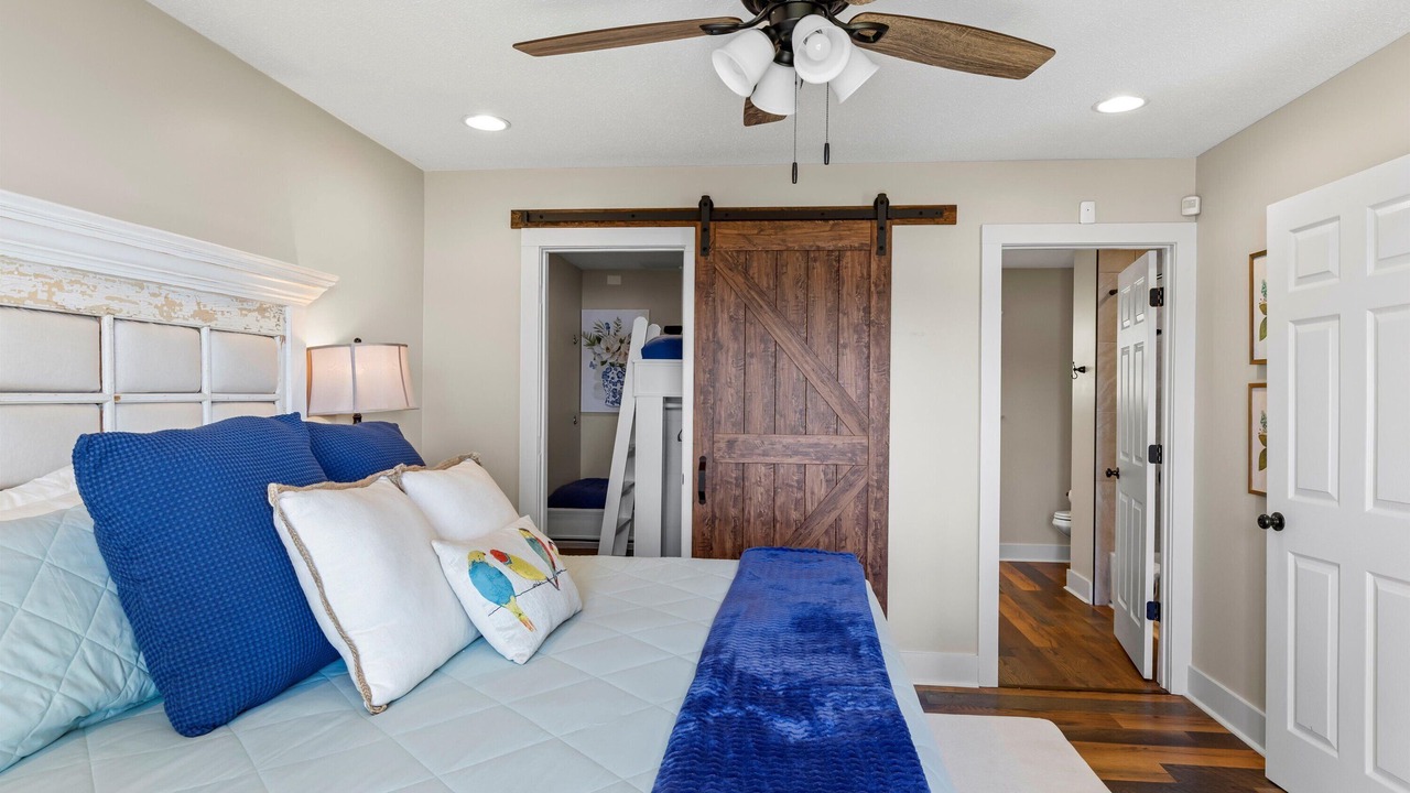 Photo of Bedroom in Dadeville
