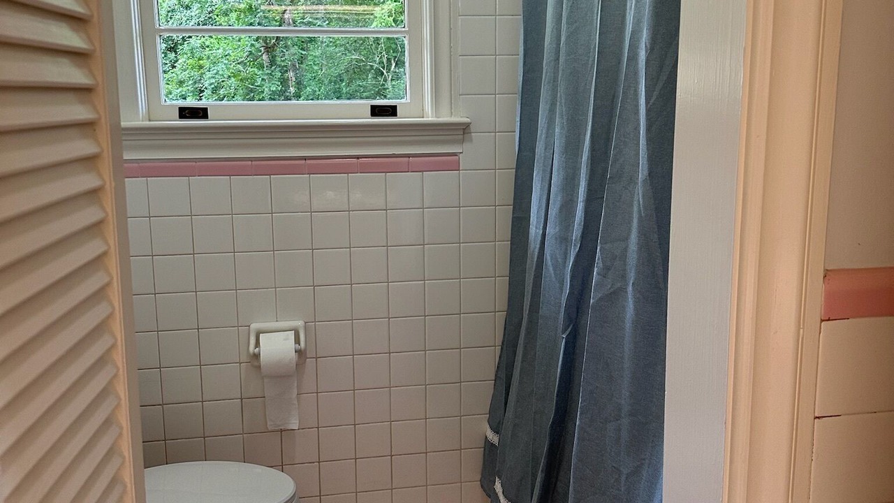 Photo of Bathroom in Summit