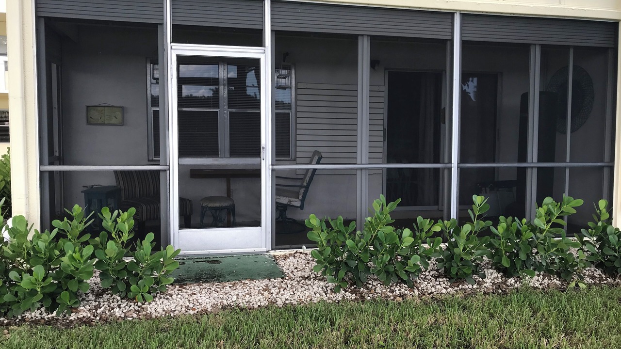 Photo of Outdoor in Hamptons at Boca Raton
