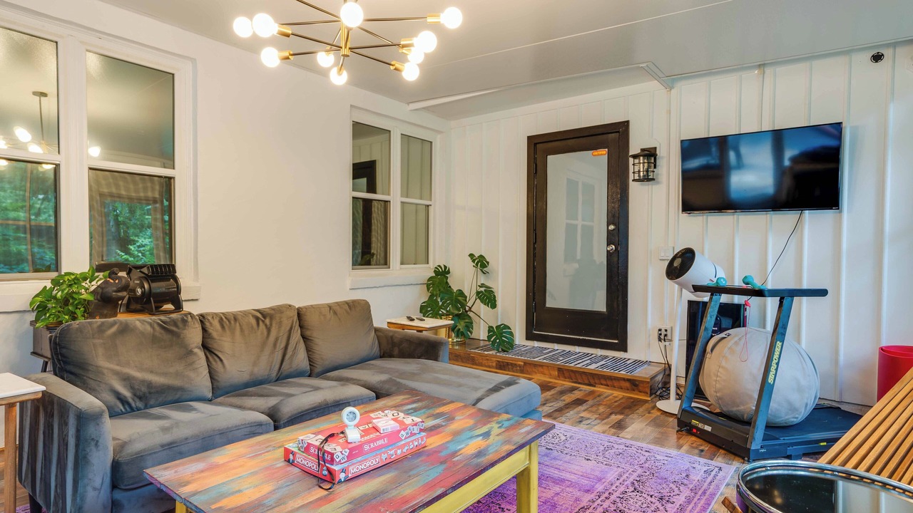 Photo of Livingroom in Tallahassee