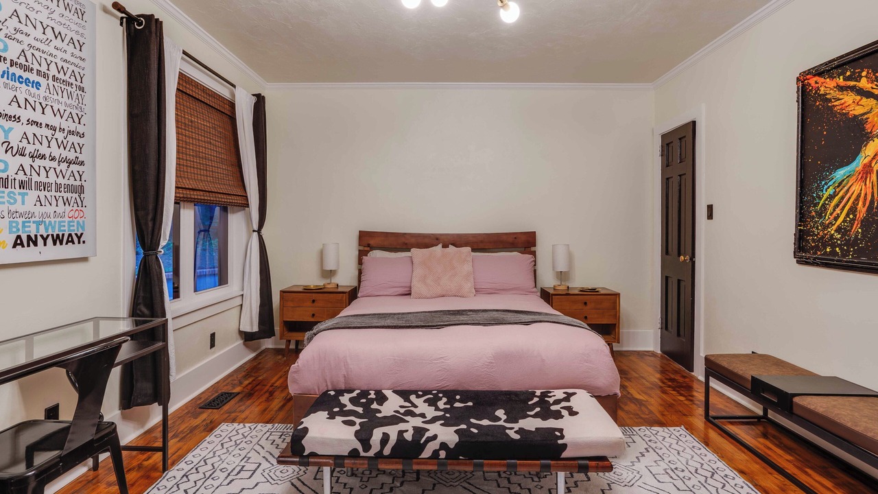 Photo of Bedroom in Tallahassee