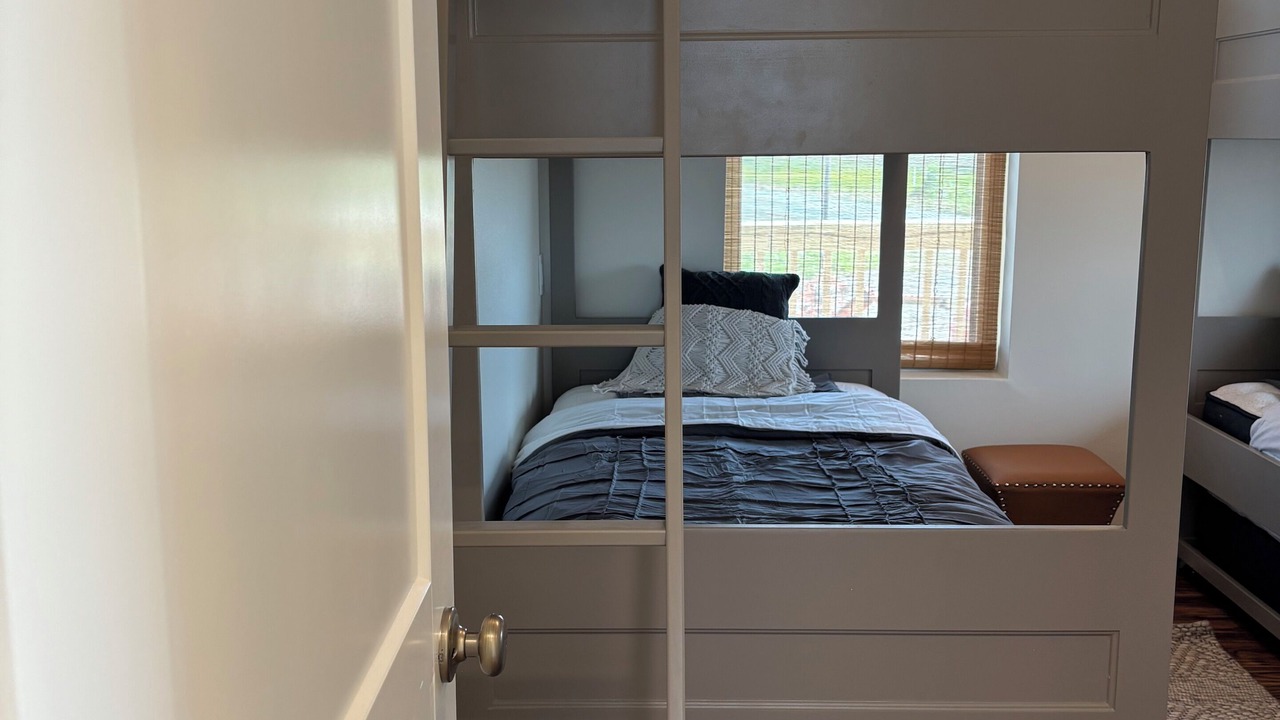 Photo of Bedroom in Chauvin