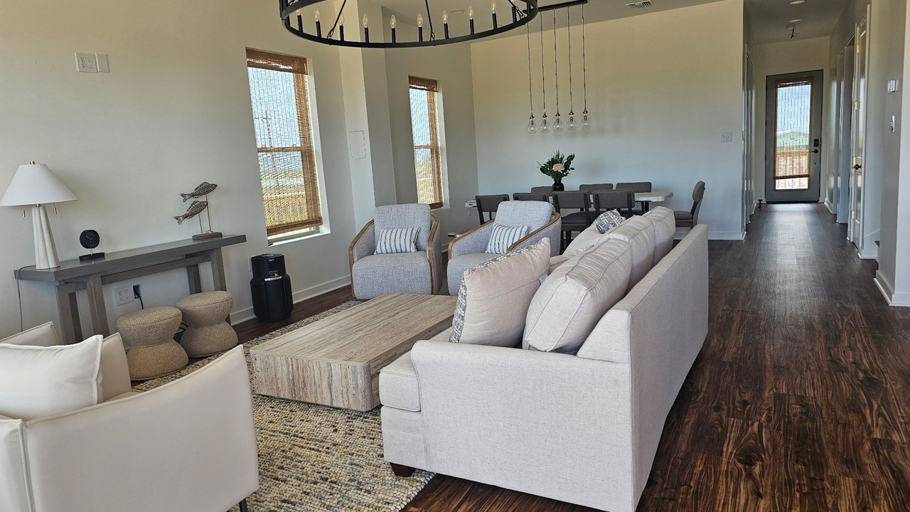 Photo of Livingroom in Chauvin