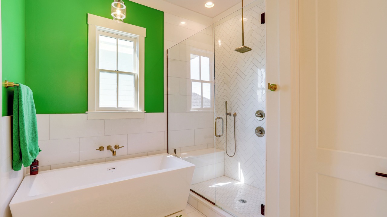 Photo of Bathroom in Algiers Point