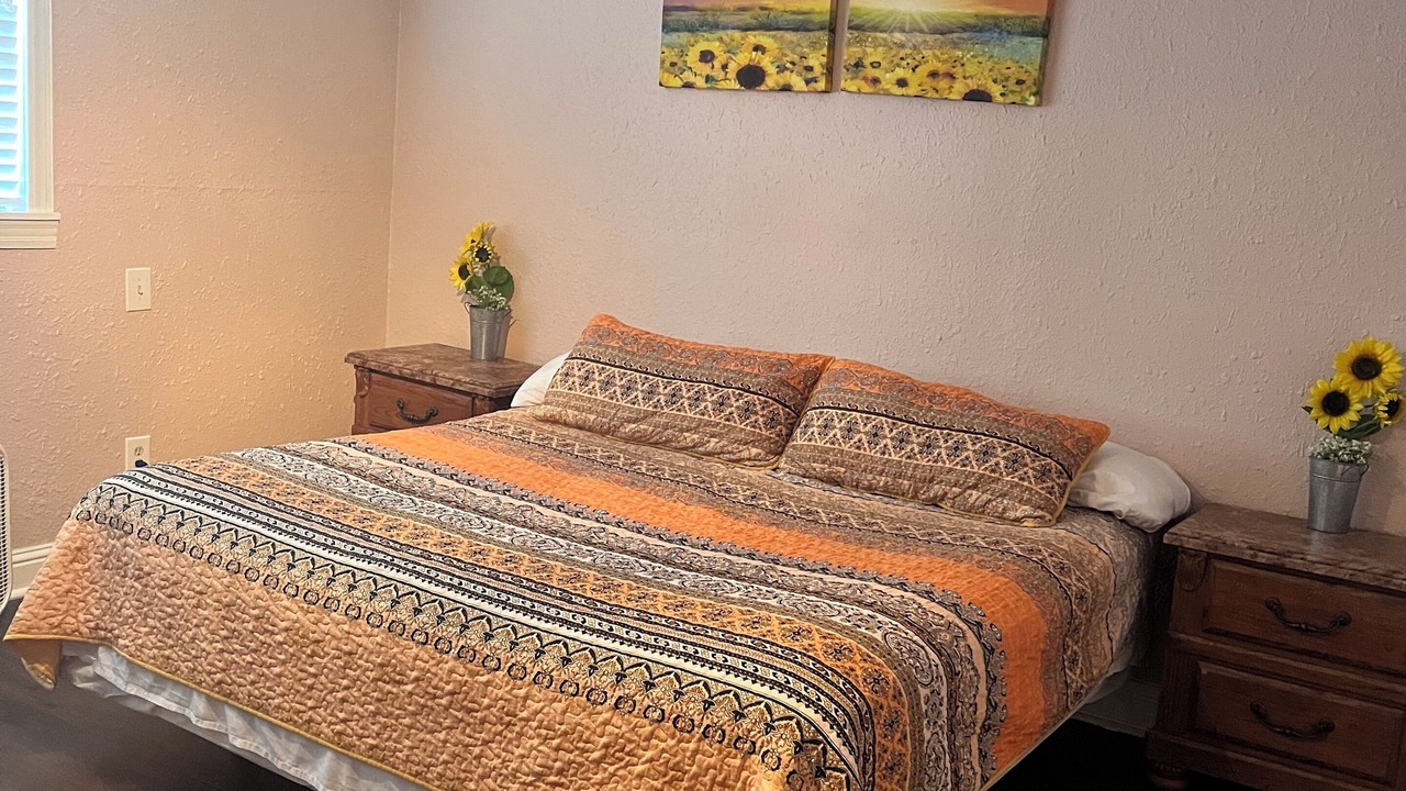 Photo of Bedroom in Shoreline Park