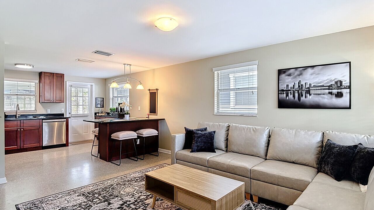Photo of Livingroom in SoHo