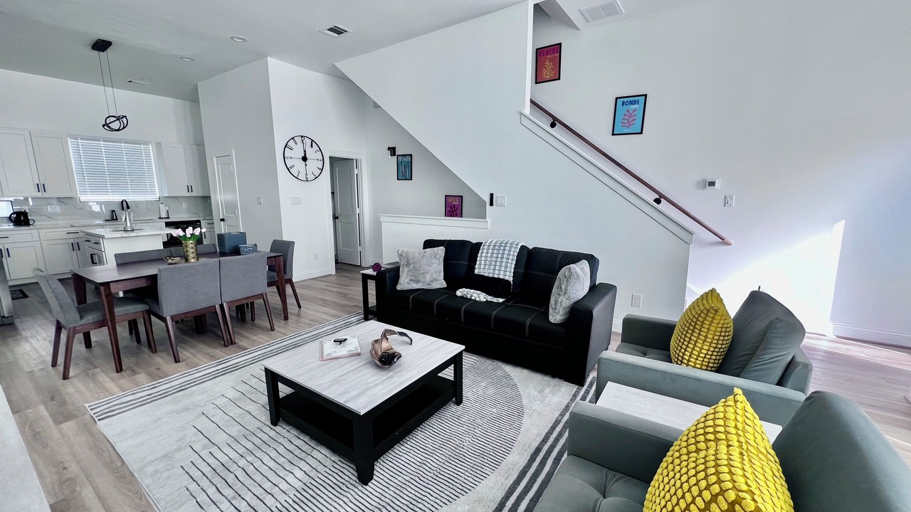Photo of Livingroom in Riverside Terrace