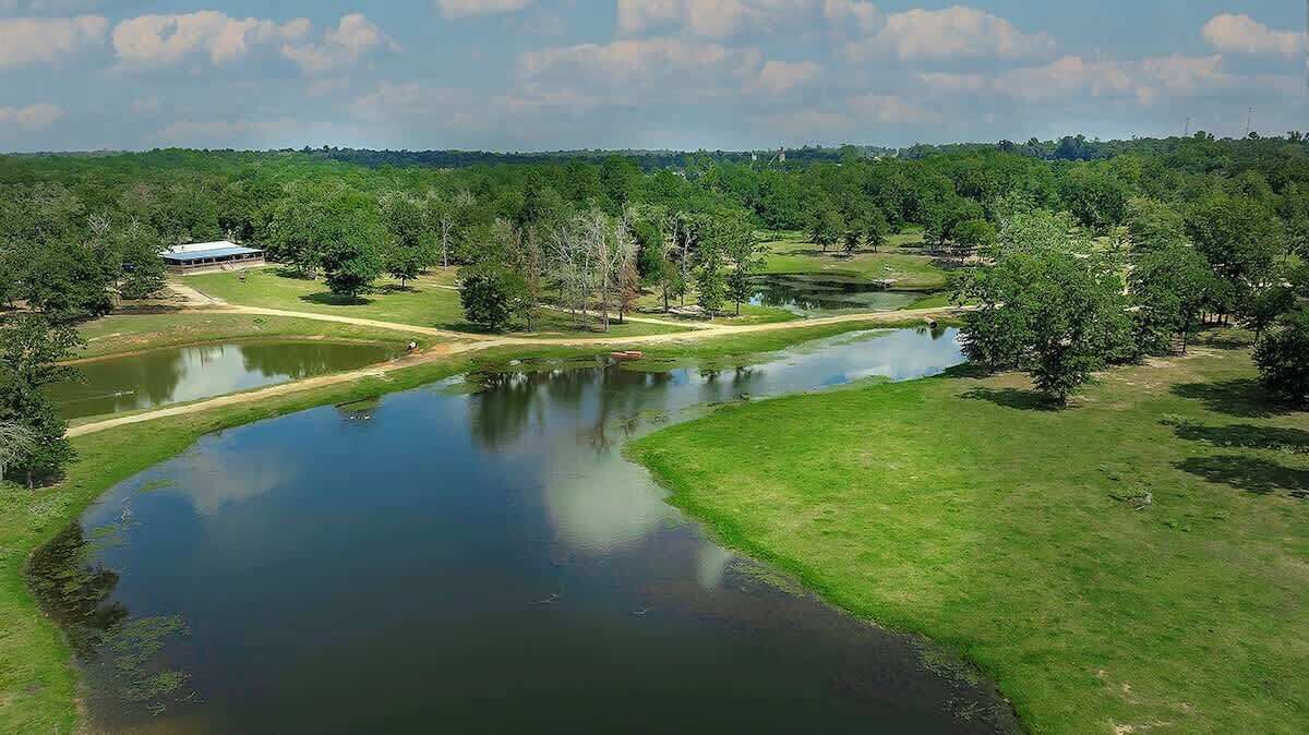 Photo of Outdoor in Centerville