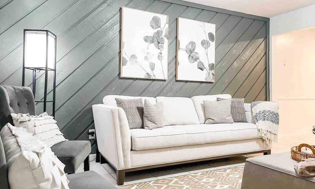 Photo of Livingroom in Tallahassee
