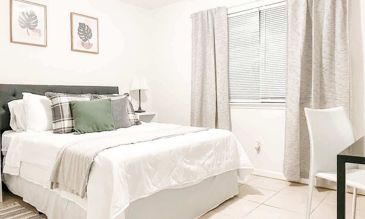 Photo of Bedroom in Tallahassee