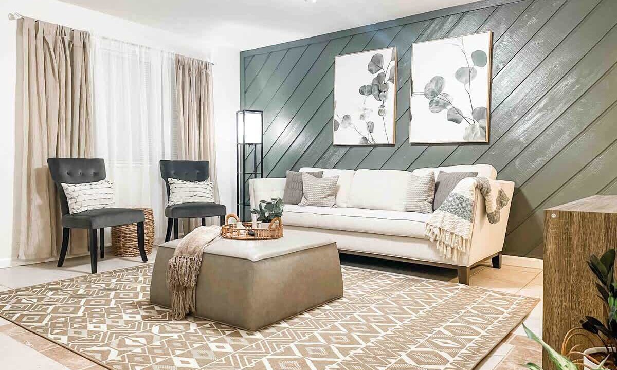 Photo of Livingroom in Tallahassee