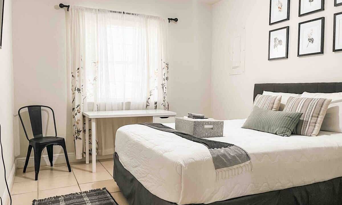 Photo of Bedroom in Tallahassee