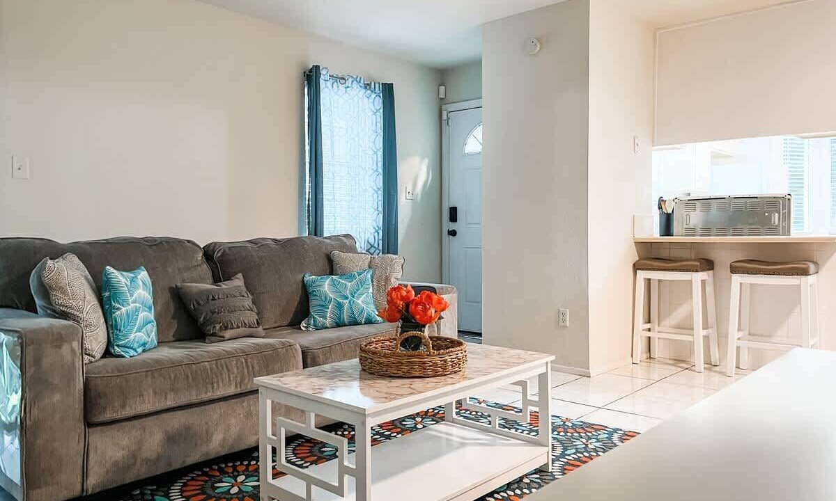 Photo of Livingroom in Tallahassee