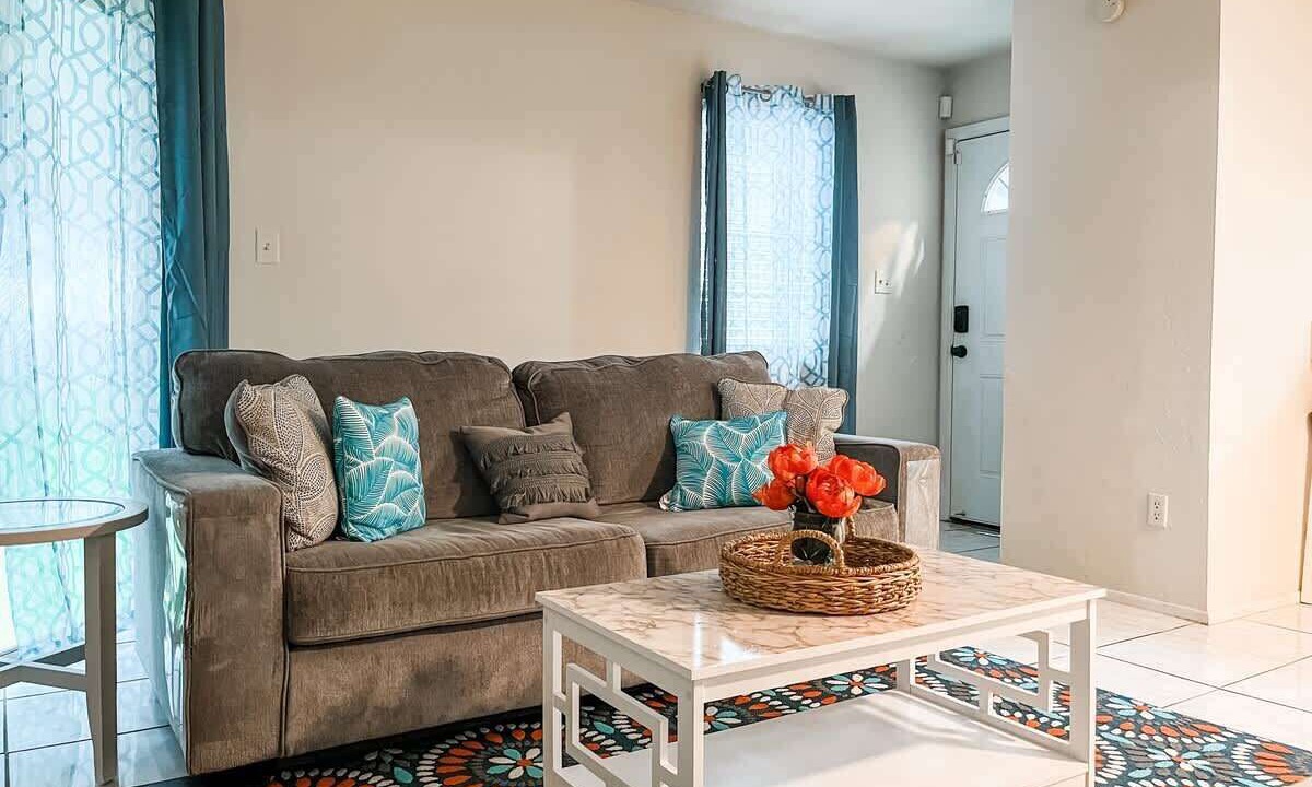 Photo of Livingroom in Tallahassee