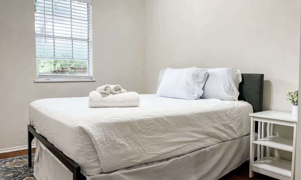 Photo of Bedroom in Tallahassee