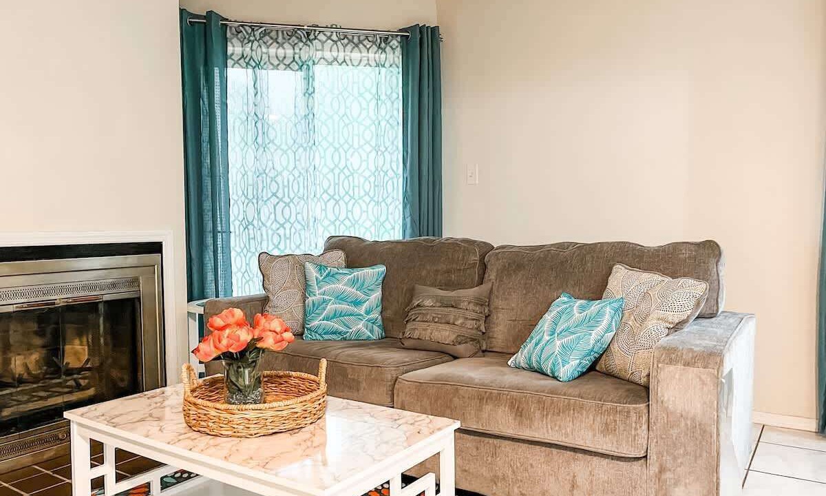 Photo of Livingroom in Tallahassee
