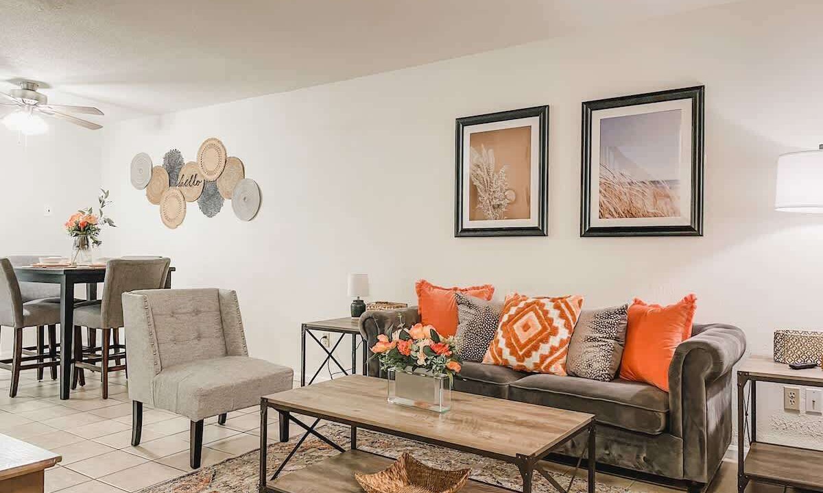 Photo of Livingroom in Tallahassee