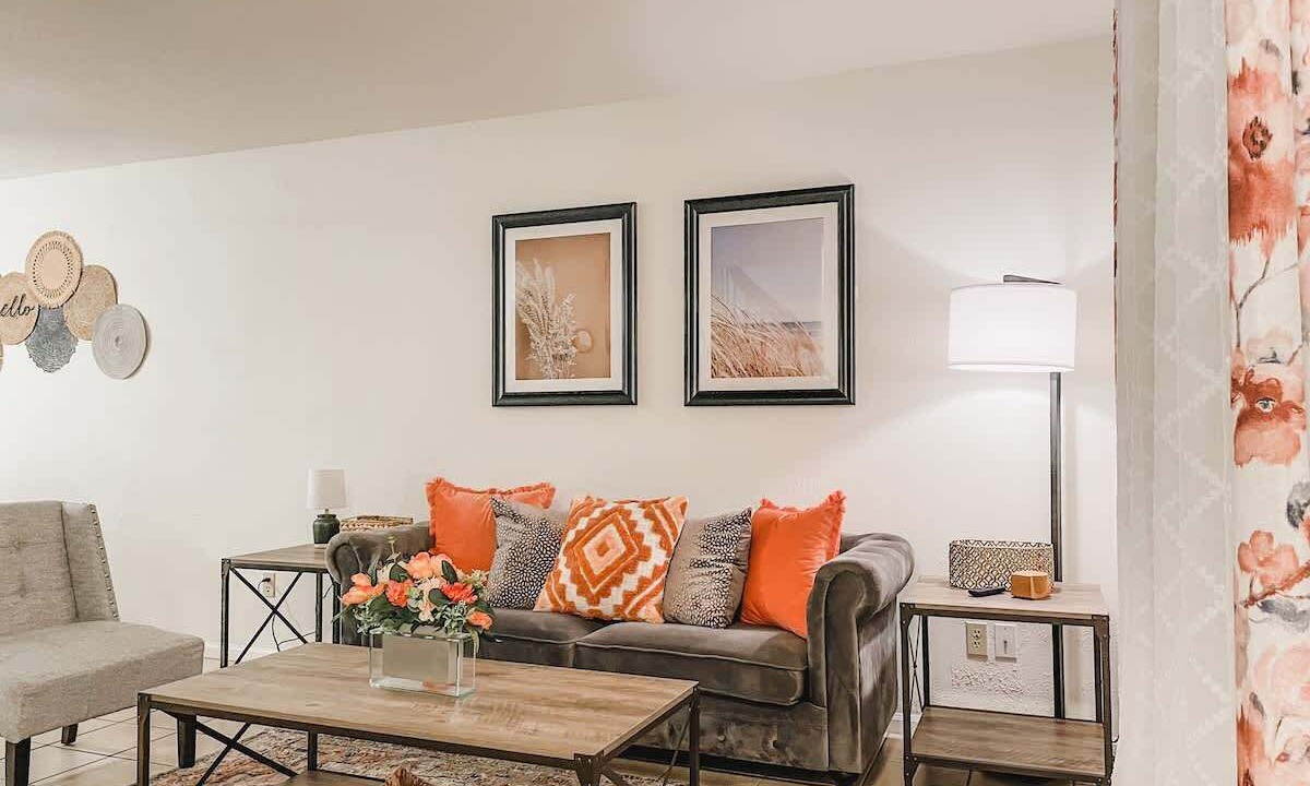 Photo of Livingroom in Tallahassee