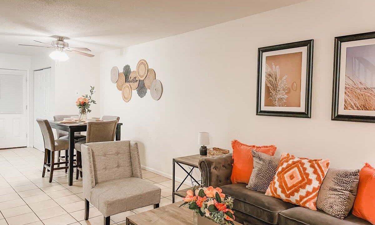 Photo of Livingroom in Tallahassee
