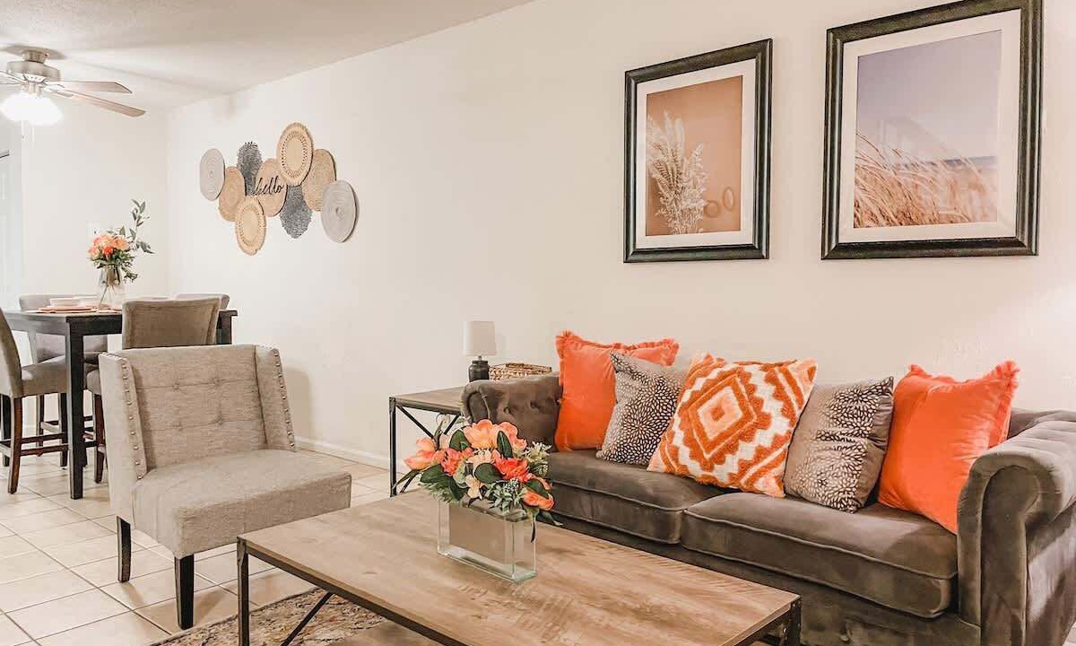 Photo of Livingroom in Tallahassee