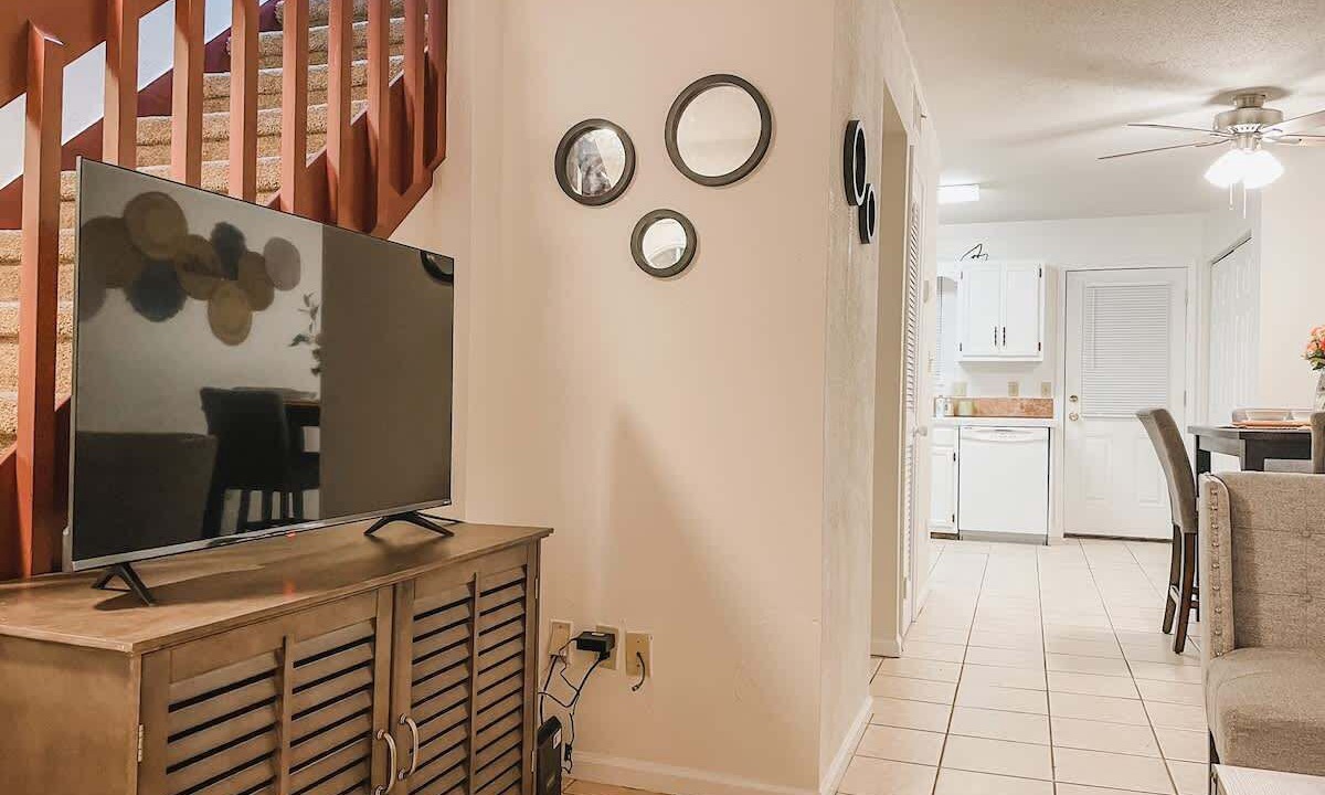 Photo of Livingroom in Tallahassee