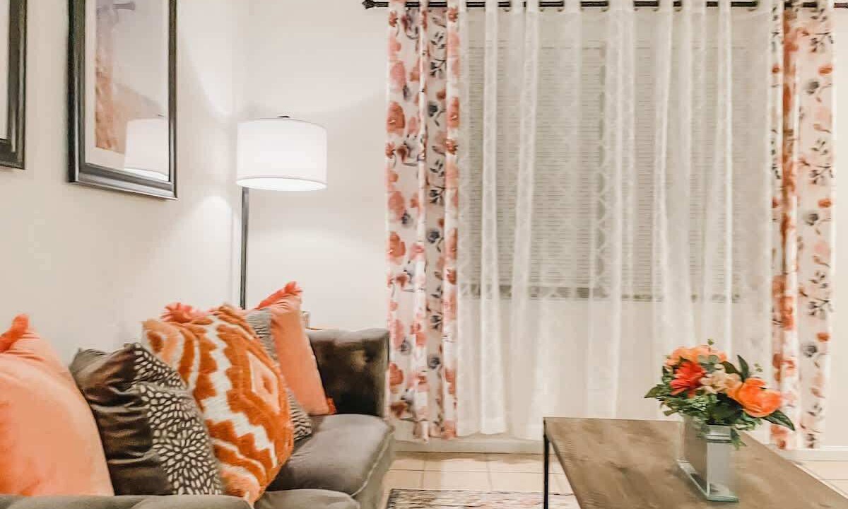 Photo of Livingroom in Tallahassee