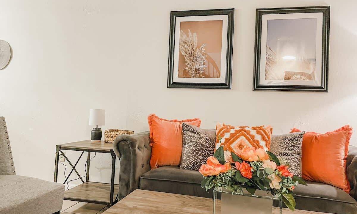 Photo of Livingroom in Tallahassee