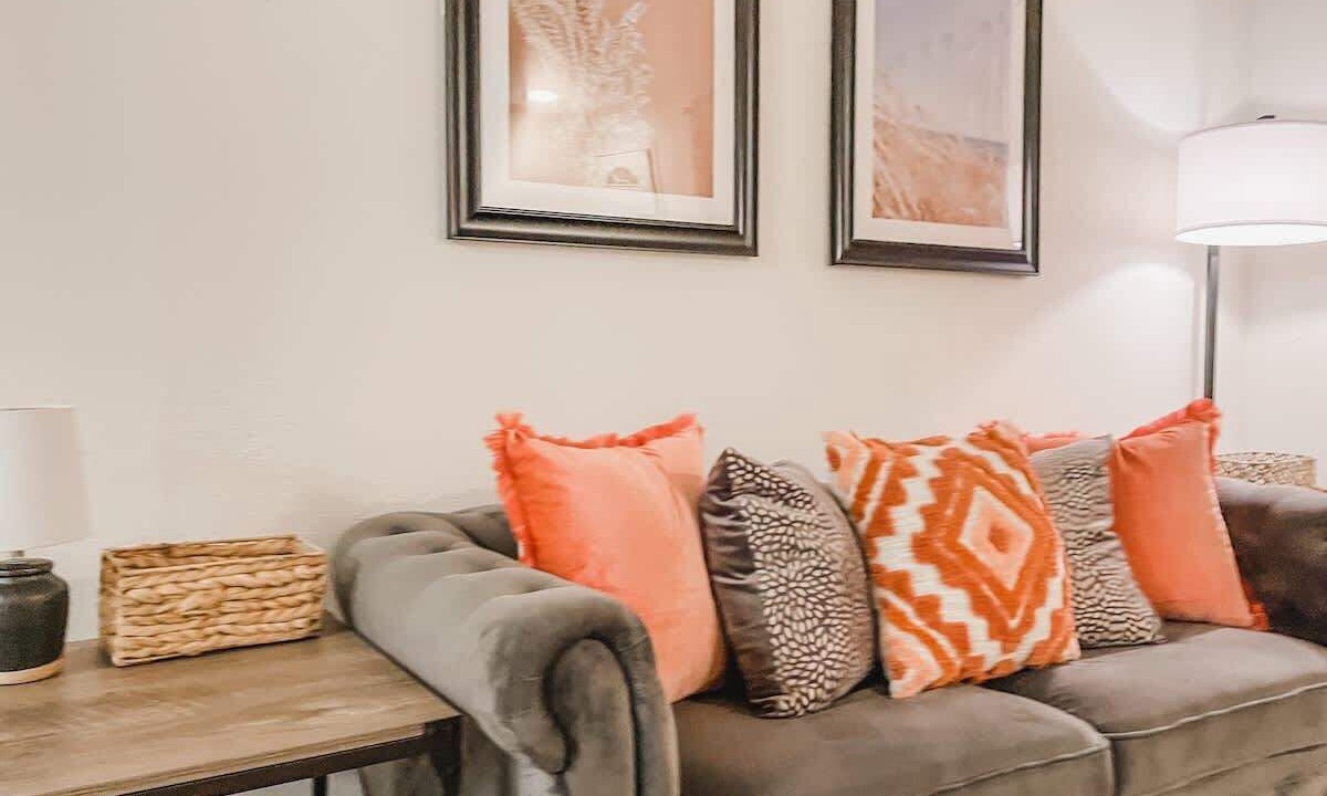 Photo of Livingroom in Tallahassee