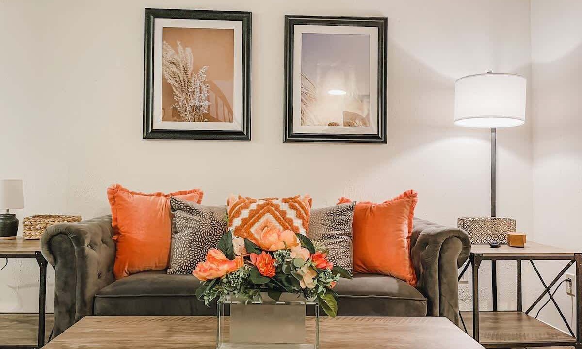 Photo of Livingroom in Tallahassee