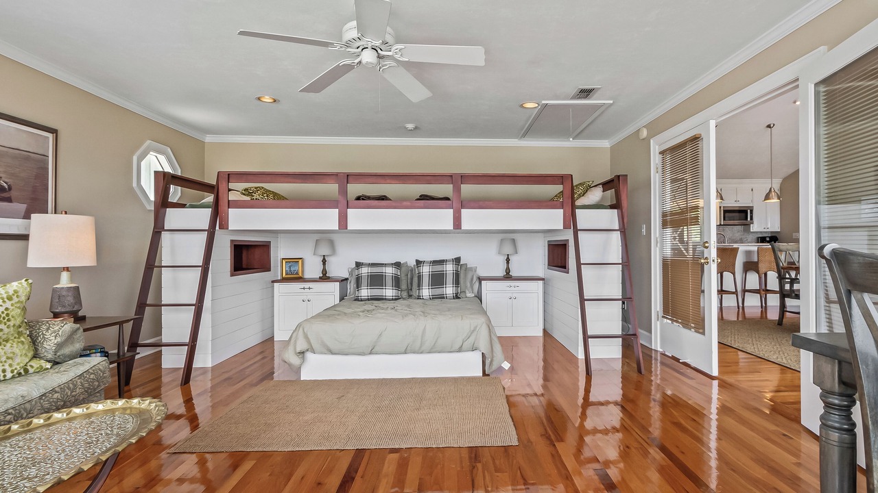 Photo of Bedroom in Panacea
