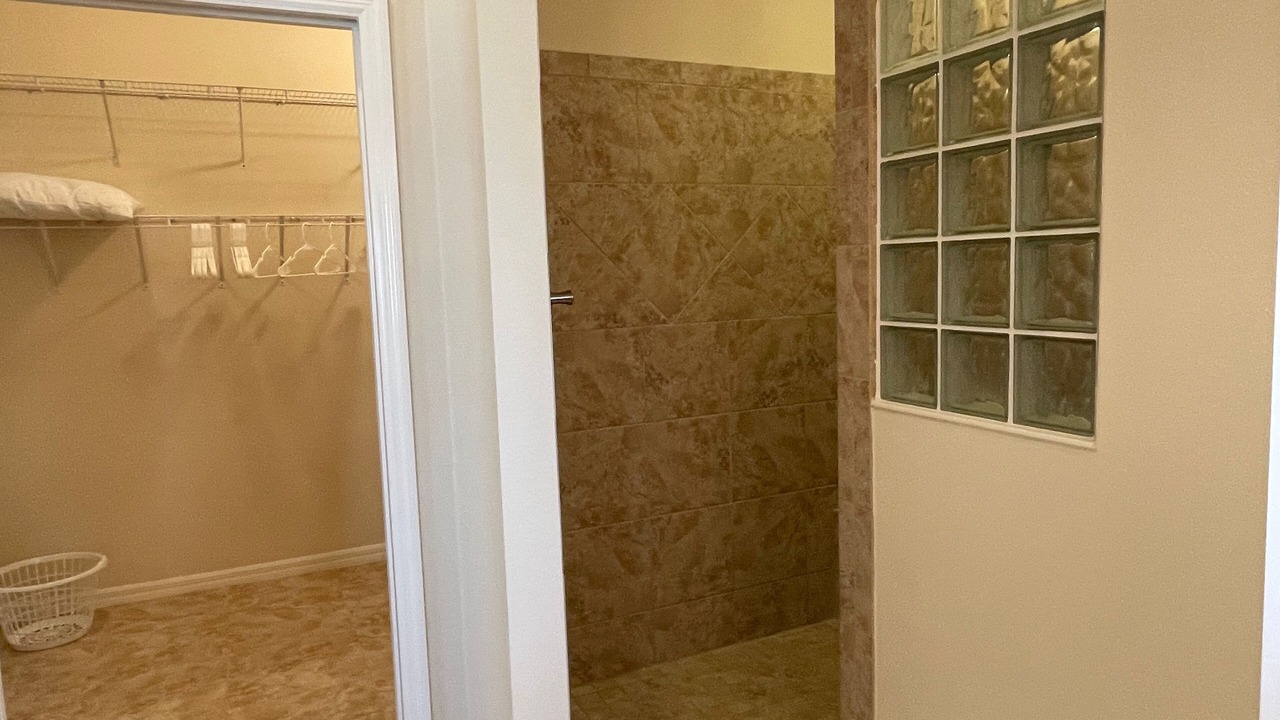Photo of Bathroom in Fruitland Park