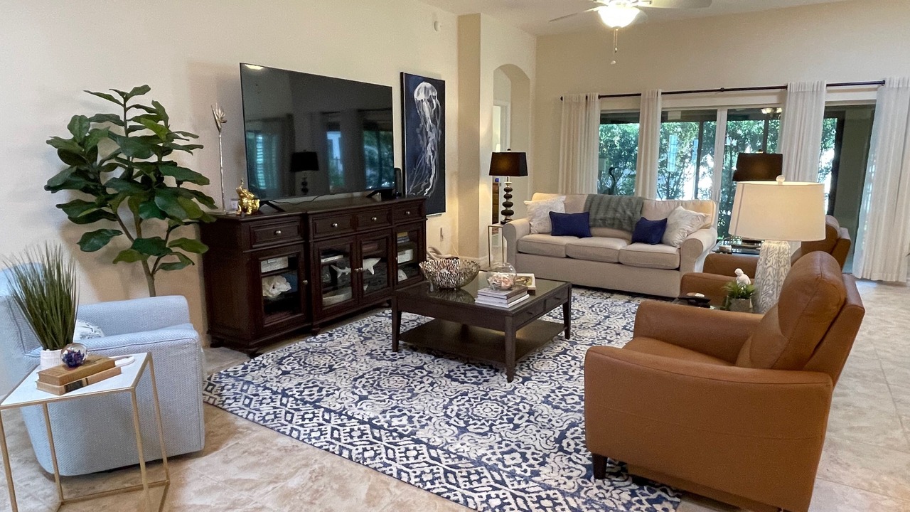 Photo of Livingroom in Fruitland Park