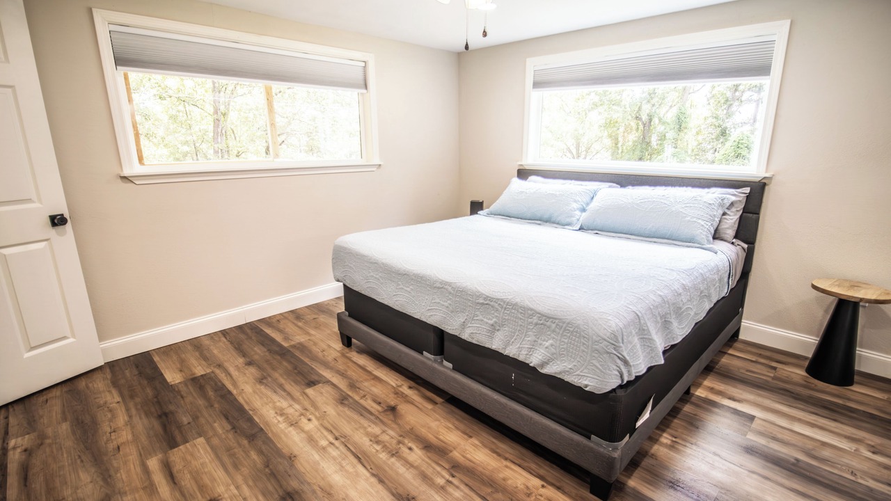 Photo of Bedroom in Avinger