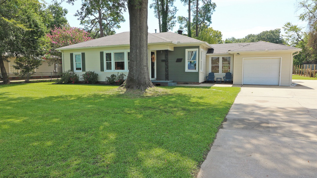 Photo of Outdoor in Monroe