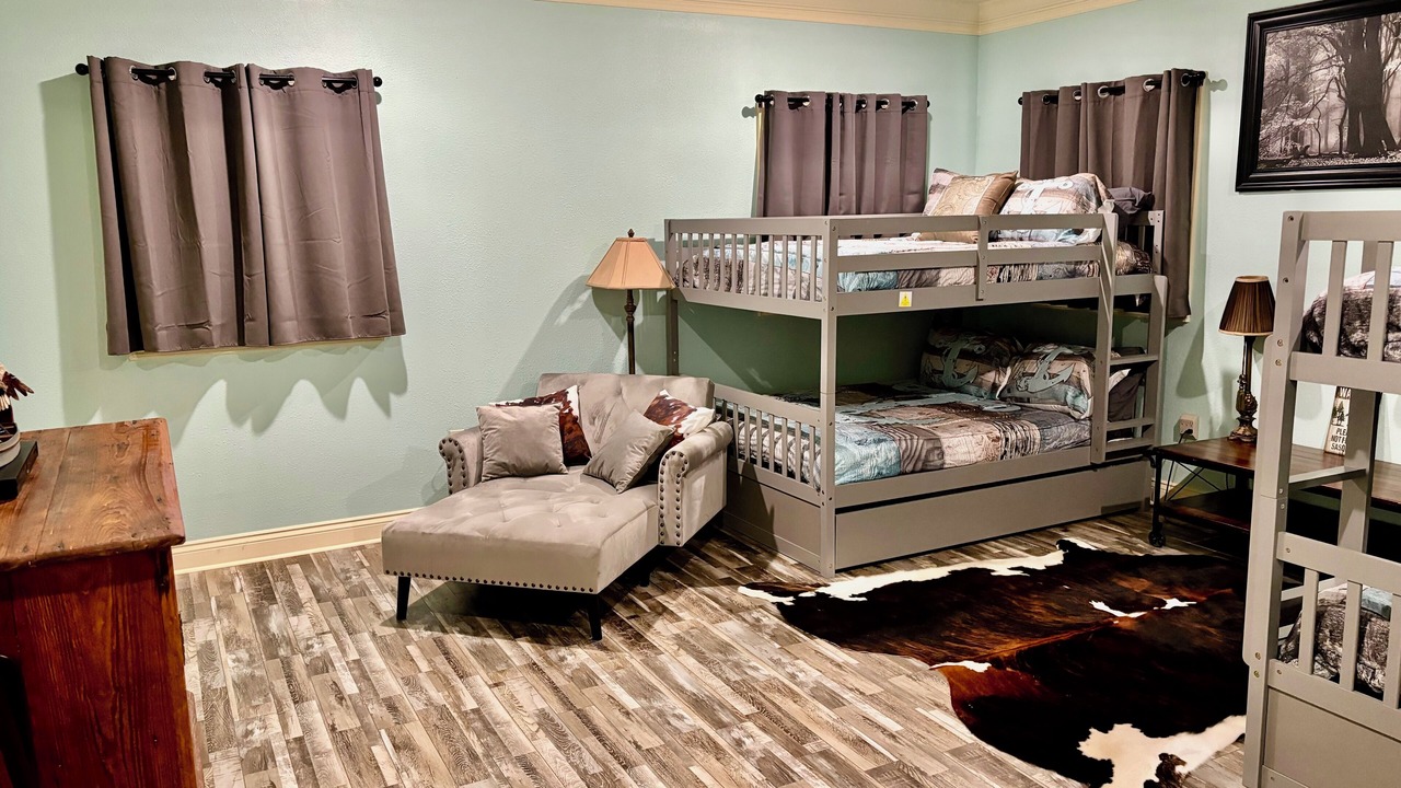 Photo of Bedroom in Mittie