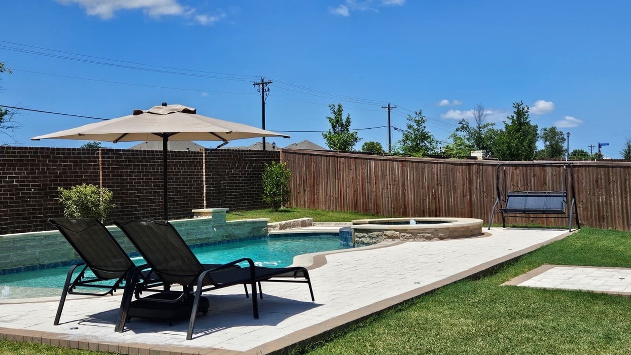 Photo of Outdoor in Fate