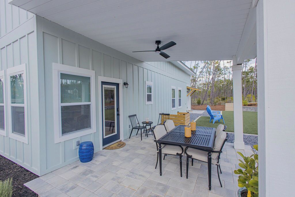 Photo of Outdoor in Thomas Drive