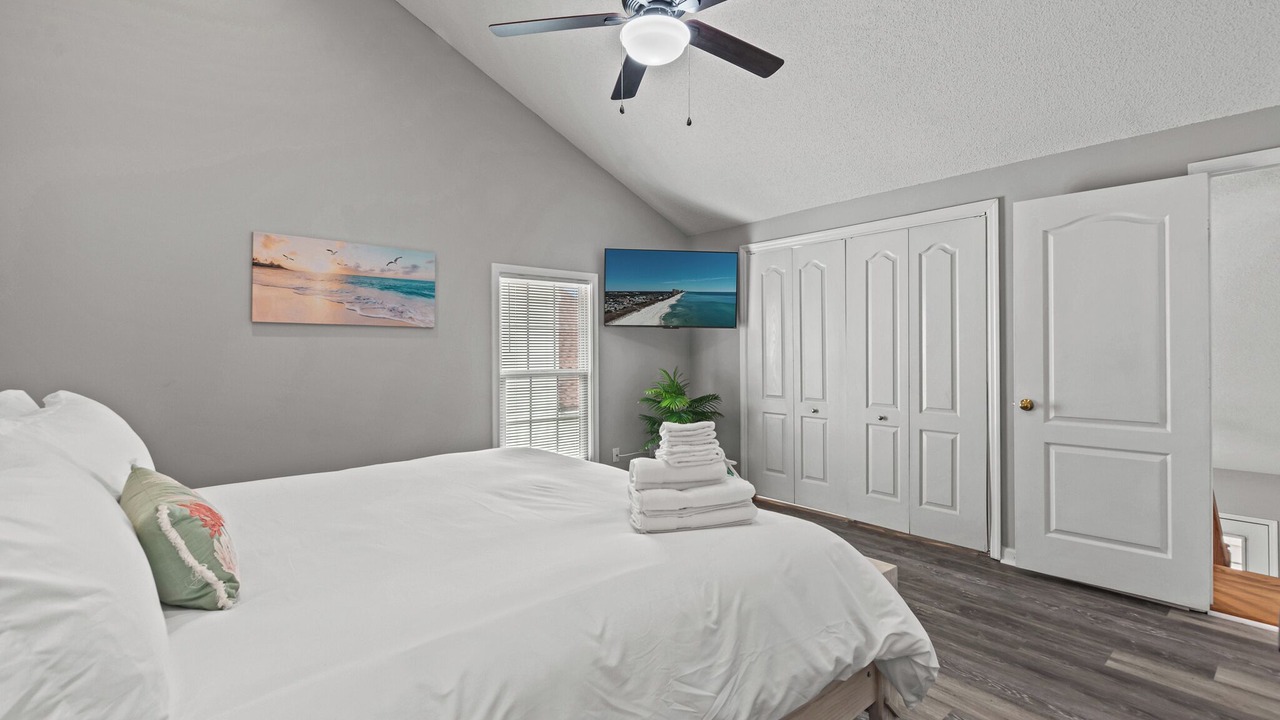 Photo of Bedroom in Summer Breeze