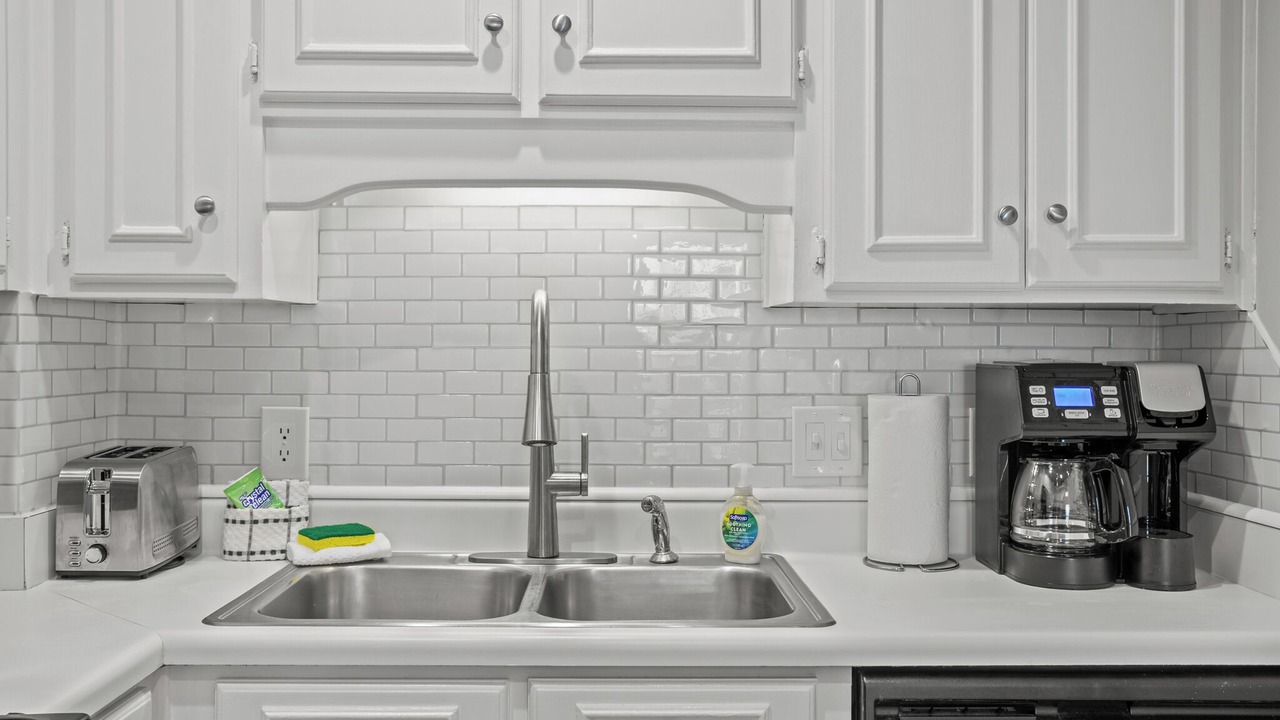 Photo of Kitchen in Summer Breeze