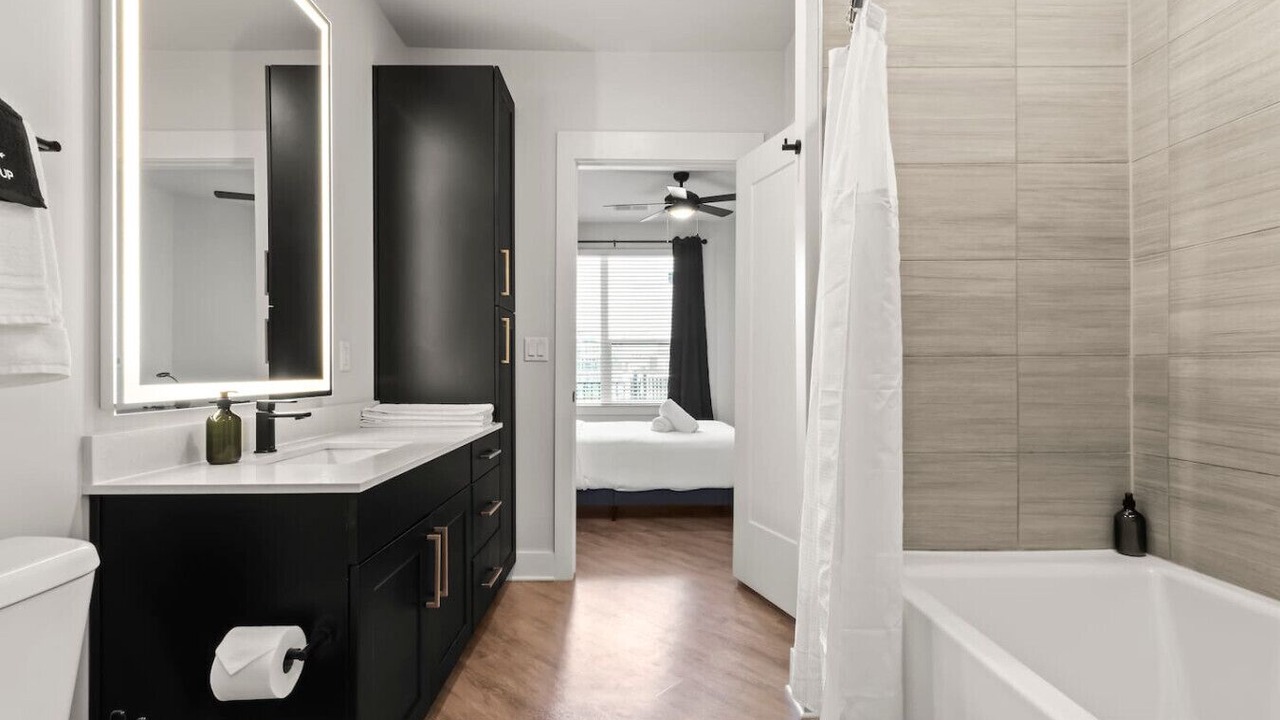 Photo of Bathroom in North Hyde Park