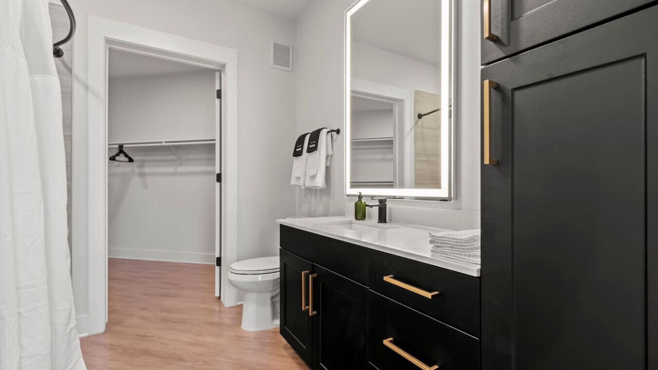 Photo of Bathroom in North Hyde Park